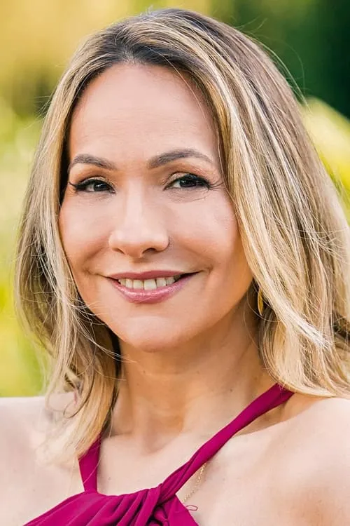 Maria Beltrão — personaje: Self - Host