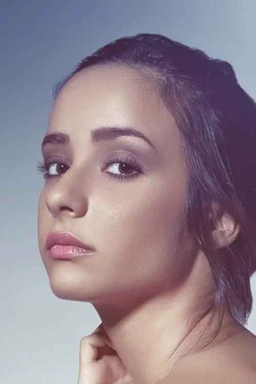 Maria Coral interpretando a Group Leader