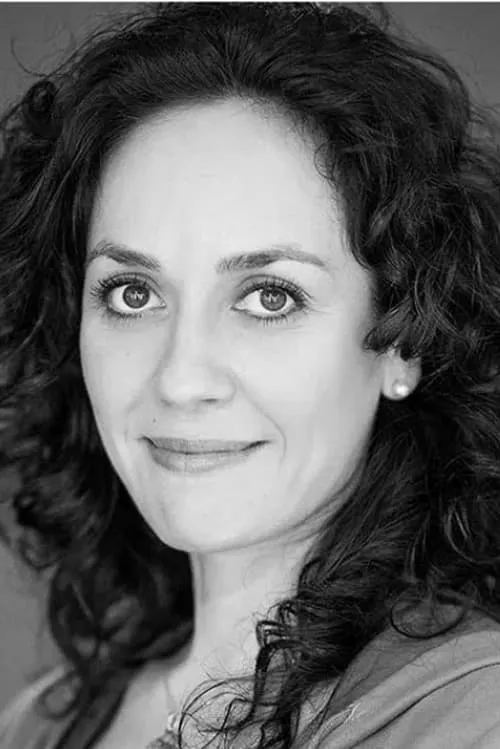 María Elena Mexia — personaje: Tarmas