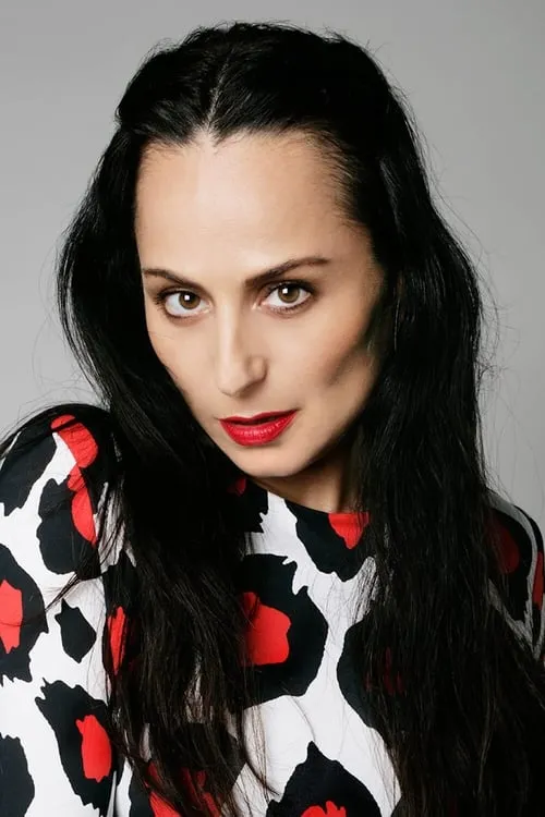 María Escoté — personaje: Self