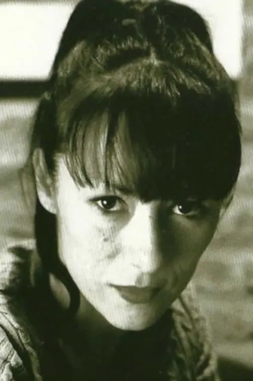 María Gabriela Epumer interpretando a Herself