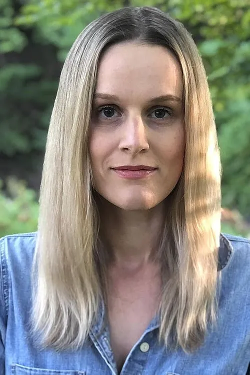 Lake Sharp ha trabajado con Maria Juur en 1 ocasiones