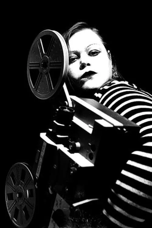 Parvaneh Navaï ha trabajado con Maria Klonaris en 1 ocasiones