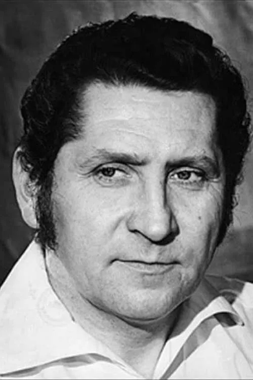 Marian Nosek en su biografía y filmografía