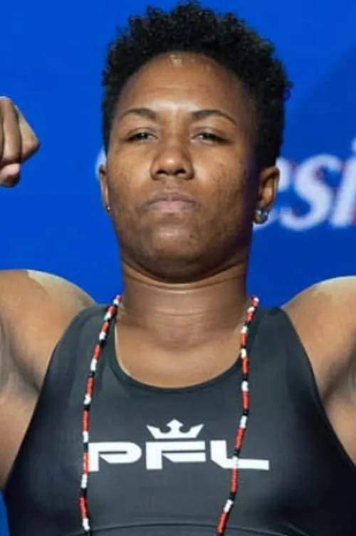 Mariana Morais interpretando a Self