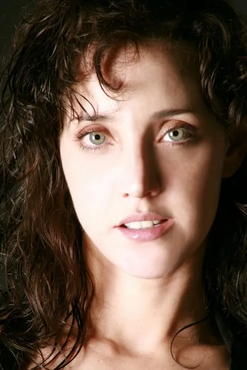 Kyle Calderwood ha trabajado con Mariana Peñalva en 1 ocasiones