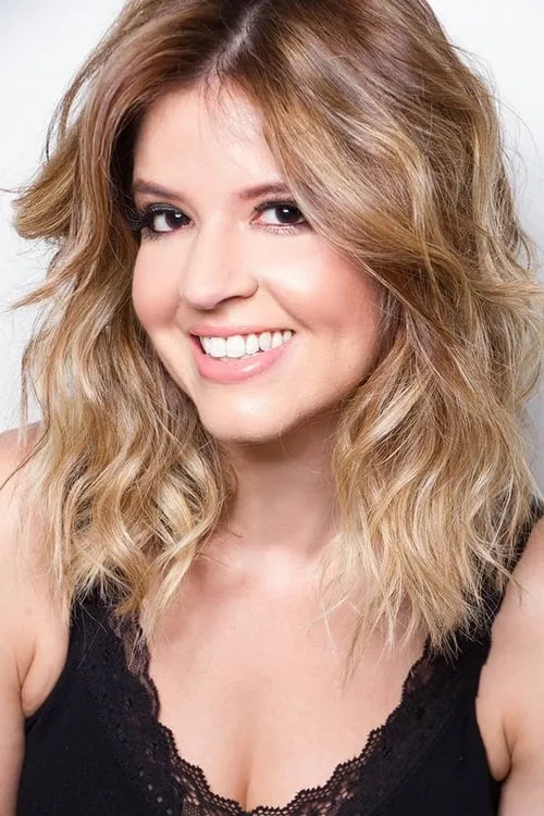 Maria Clara Spinelli ha trabajado con Mariana Santos en 1 ocasiones