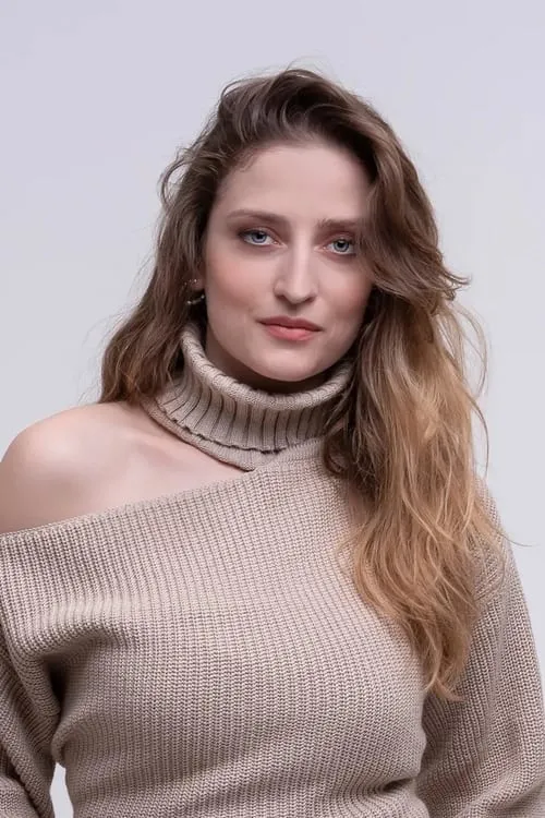 Mariann Hermányi — personaje: Kata