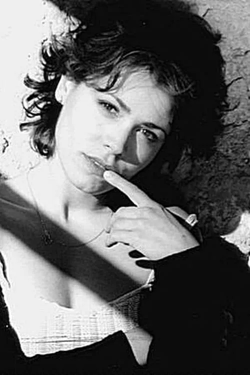 Mariella Di Lauro interpretando a La Sudista