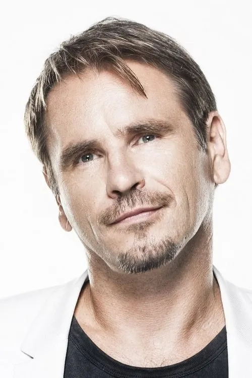 Jahn Teigen ha trabajado con Marijonas Mikutavičius en 1 ocasiones