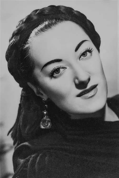 Marika Rivera interpretando a French Singer