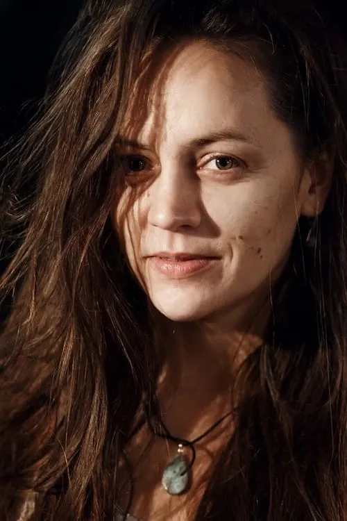 Marin Mägi-Efert interpretando a Nurse