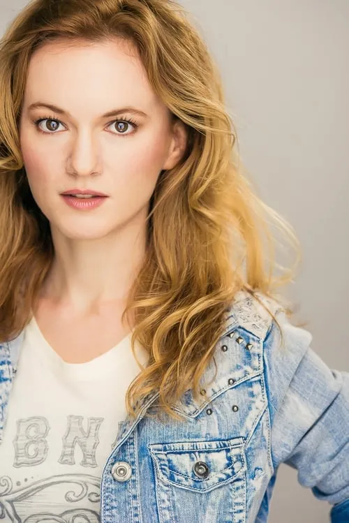 Marina Shtelen interpretando a Sara