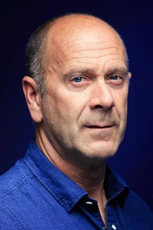 Mario Cyr en su biografía y filmografía