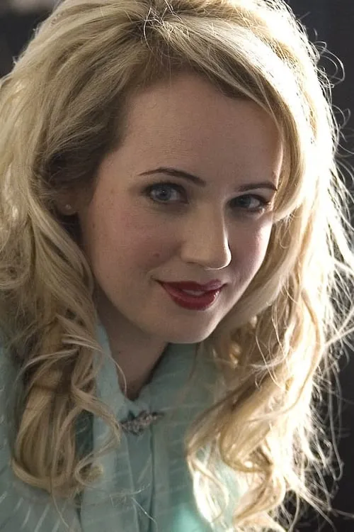 Marissa Stott interpretando a French Woman