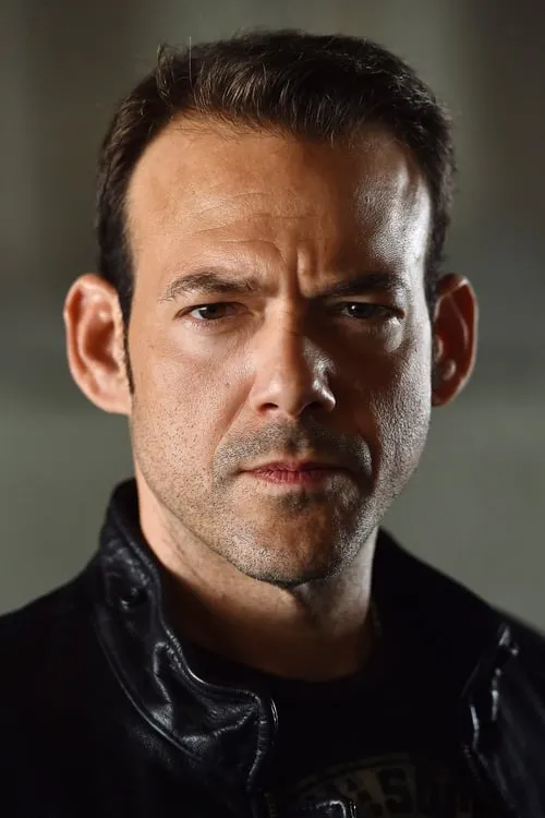 Matt Fowler ha trabajado con Mark Allan Stewart en 1 ocasiones