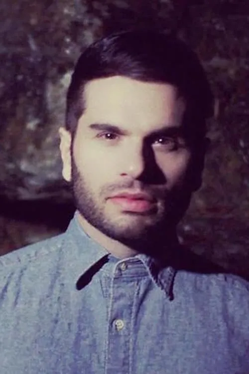 Evan Biddell ha trabajado con Mark Kenneth Woods en 1 ocasiones