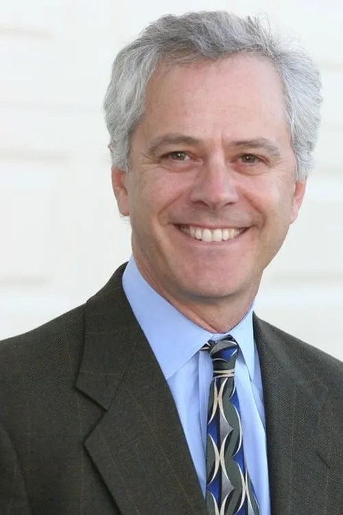 Mark Neely interpretando a Howard Markel