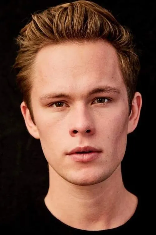 Marlon Boess interpretando a Pankraz