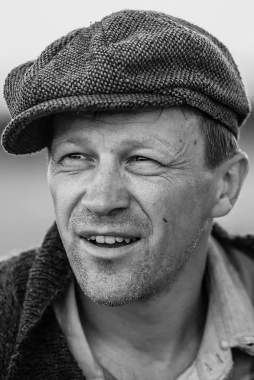 Tigran Gevorkjan ha trabajado con Mart Saar en 1 ocasiones