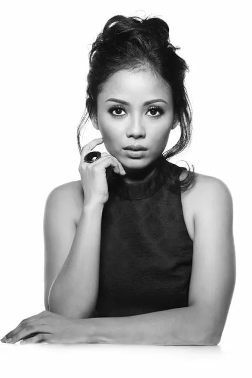 Vic Tiro ha trabajado con Martha Comia en 1 ocasiones