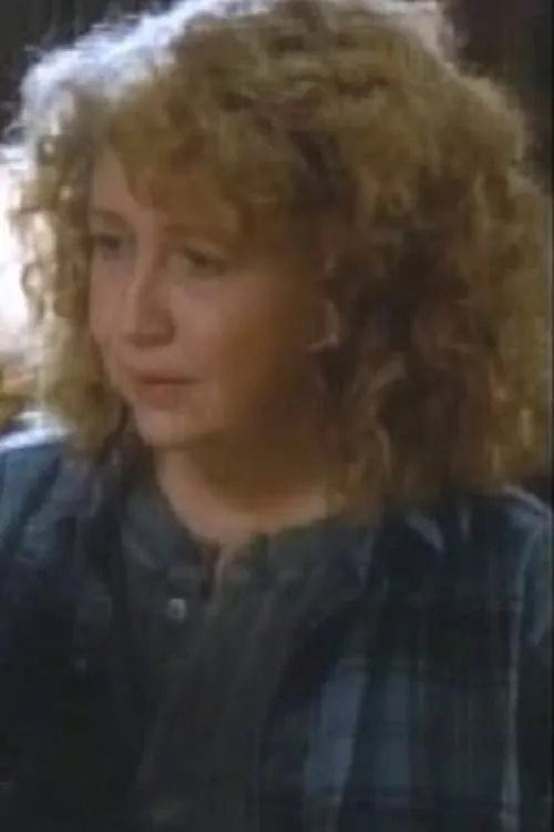 Martha Gibson interpretando a Mrs. Lurie