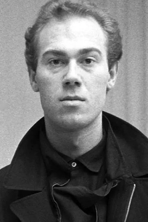 Martin Margiela interpretando a Self