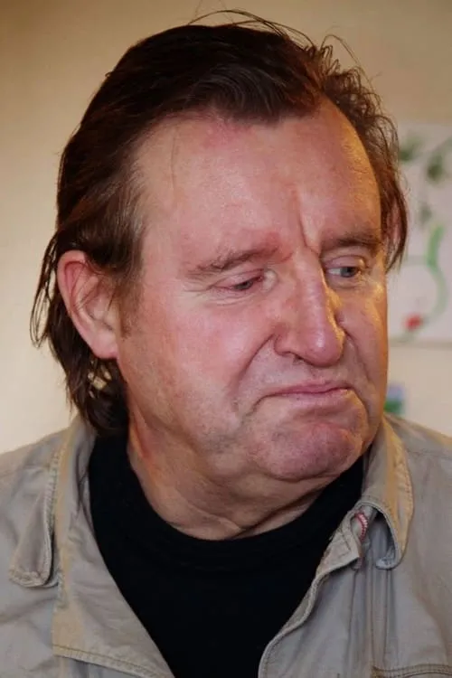 Martin O'Malley interpretando a Boatman