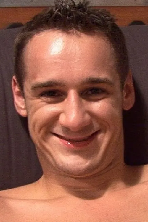 Martin Puli interpretando a 