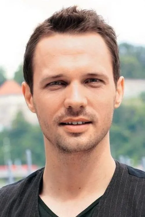 Martin Rausch — personaje: Host