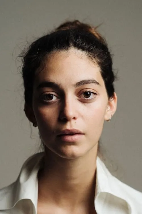 Martina Gatti interpretando a Self