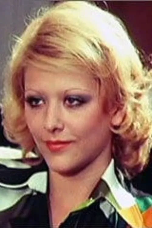 Martine Azencot interpretando a Francoise