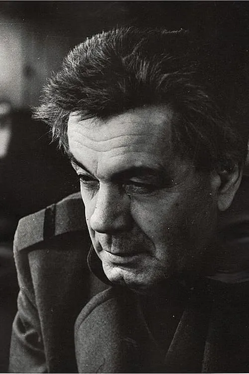 Márton Andrási interpretando a Mihály Kádi, miller