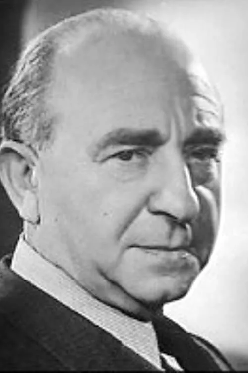 Árpád id. Latabár ha trabajado con Márton Rátkai en 1 ocasiones