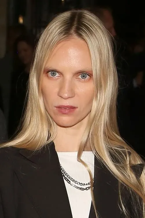 Augustin Kramann ha trabajado con Mary Komasa en 1 ocasiones