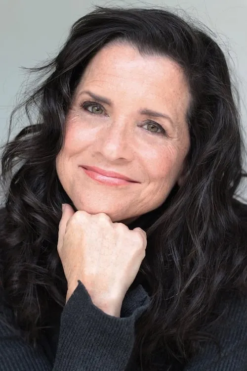 Mary Rachel Dudley interpretando a Catherine Taylor