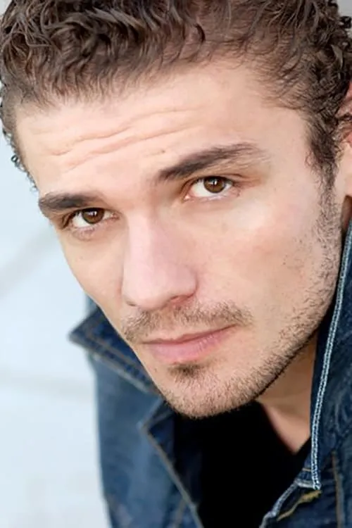 Adrianne Krstansky ha trabajado con Mason Alban en 1 ocasiones