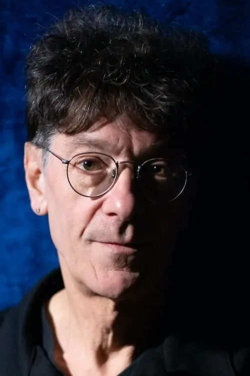 Giovanni Lindo Ferretti ha trabajado con Massimo Zamboni en 5 ocasiones