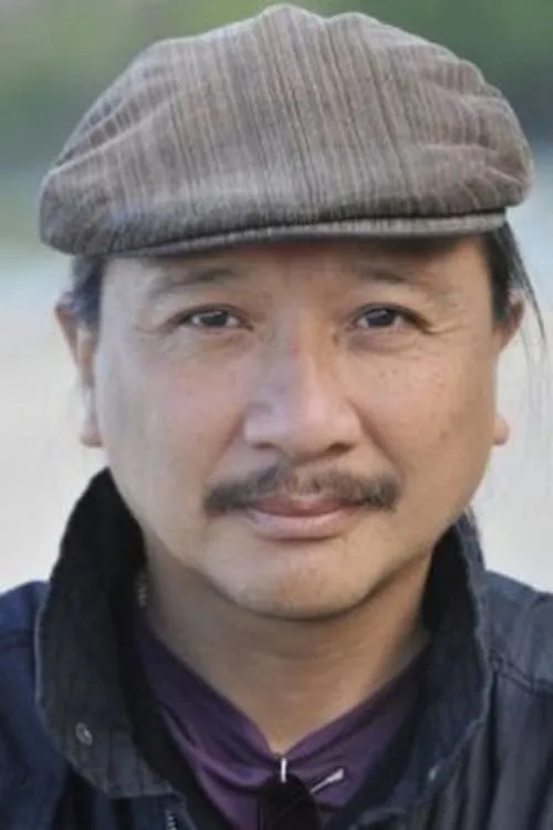 Dominique Zay ha trabajado con Mat Troi Day en 1 ocasiones