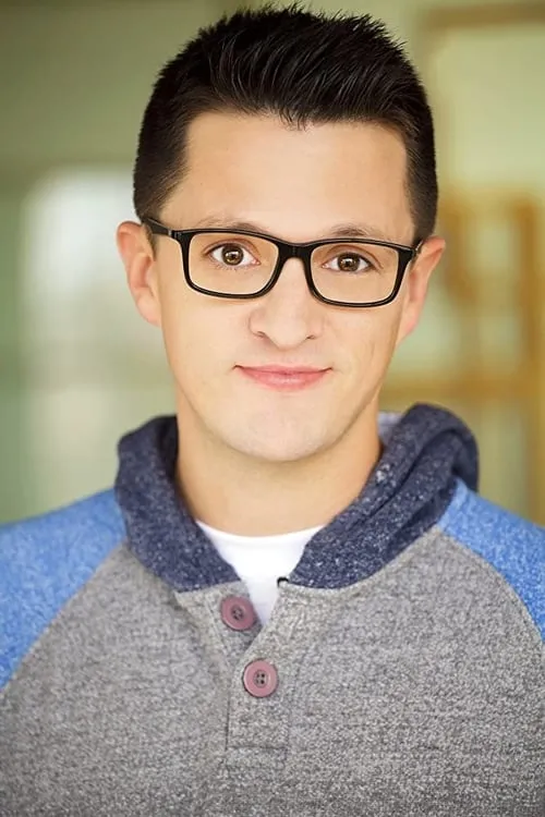 Matt Cannon interpretando a Pool Boy