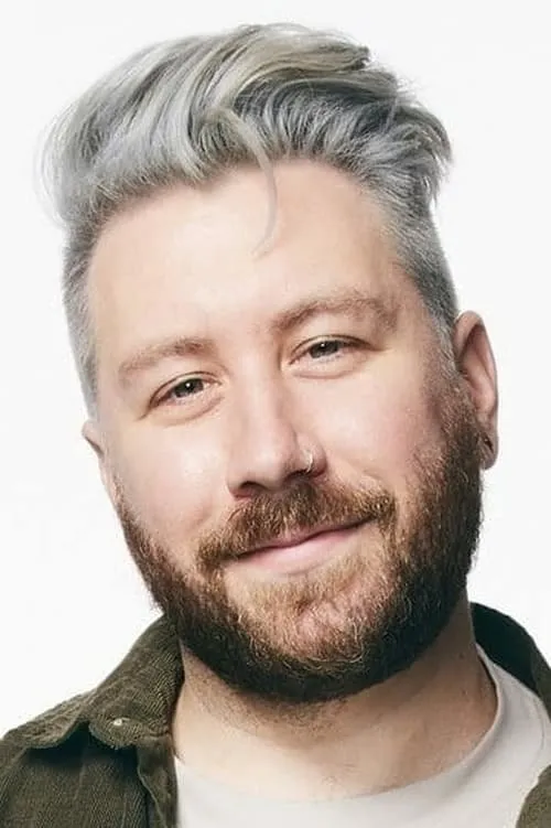 Matt Monath — personaje: Self - SOSA Visuals Lead