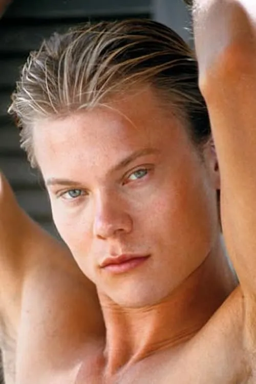 Matt Van Dorn interpretando a