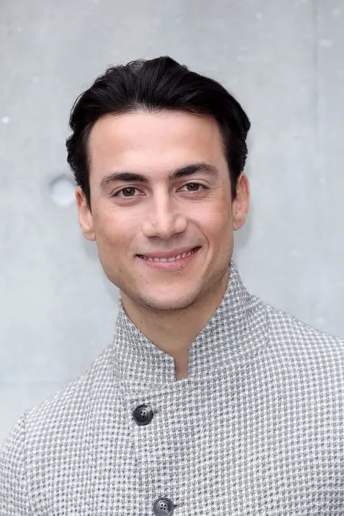 Foto de perfil del actor Matteo Paolillo en el reparto