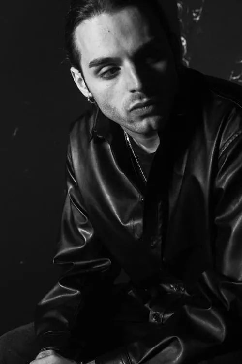 Sfera Ebbasta ha trabajado con Matteo Professione en 1 ocasiones