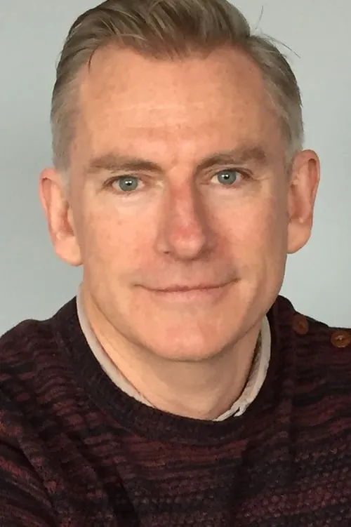 Matthew Dwyer en su biografía y filmografía