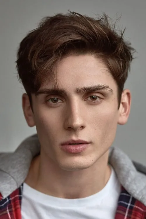 Alexander Elliot ha trabajado con Matthew Finlan en 1 ocasiones