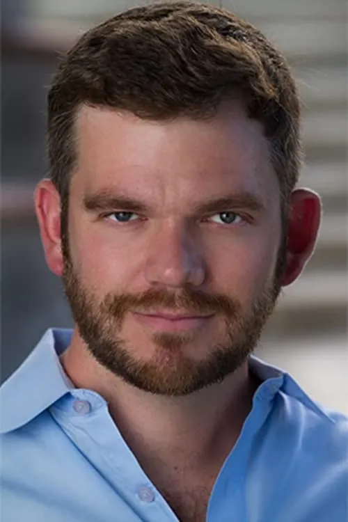 Matthew Lynn interpretando a Andrew