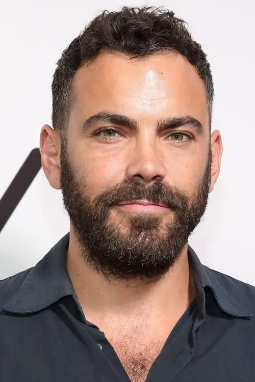 Reif Howey ha trabajado con Matthew Risch en 1 ocasiones