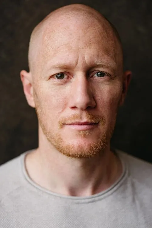 Joe Layton ha trabajado con Matthew Trevannion en 1 ocasiones