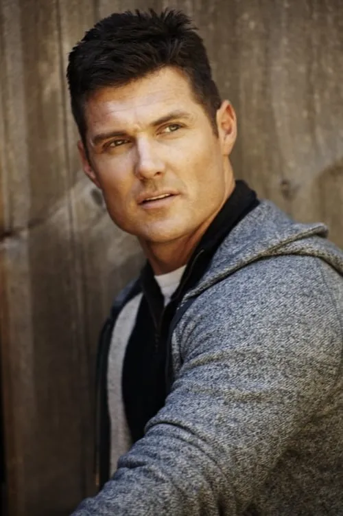 Danny F Smith ha trabajado con Max Murphy en 1 ocasiones